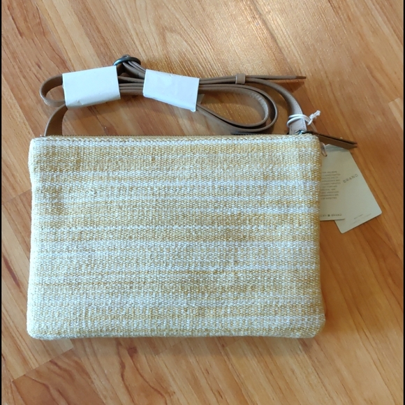 Lucky Brand Handbags - NWT Lucky Brand yellow crossbody purse